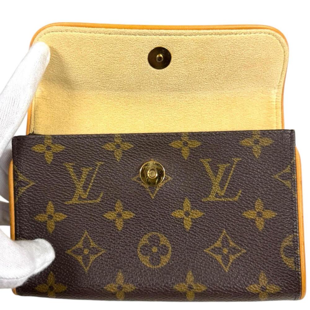 LOUIS VUITTON Authentic Brown Monogram Canvas Pochette Fanny Pack - Picture 9 of 13